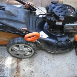 YARD  FORCE REAR BAGGER SELF PROPELLED MOWER 