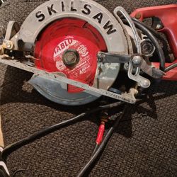 SKIL 15 amps 7-1/4 in. Corded Worm Drive Circular Saw