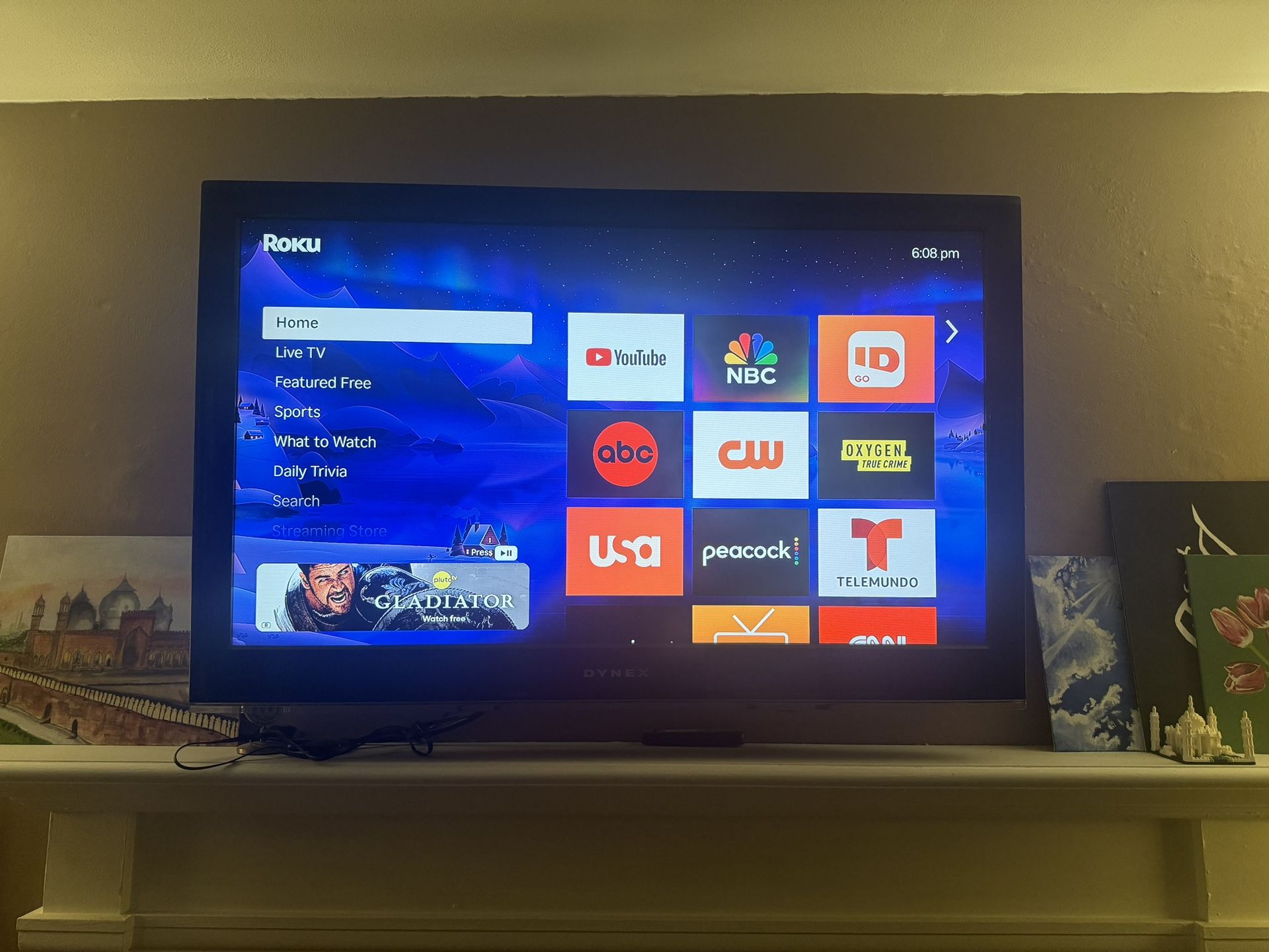 40in Dynex Tv And Roku Bundle
