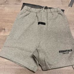 Essentials Oatmeal Shorts L