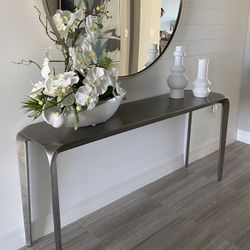 Bernhardt “UNION” Console Table- LIKE NEW $1100.