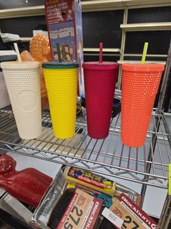 Starbucks reusable cups with straw and lids