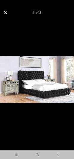 Brand New King or Queen Velvet Platform Bed (Black or Grey)