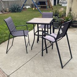 Height Patio set 4 pc