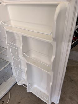 Mini fridge
