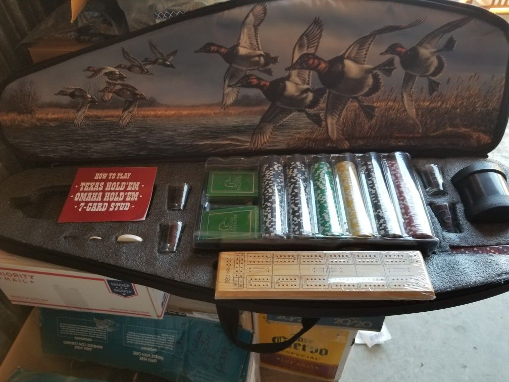Ducks Unlimited Poker Set
