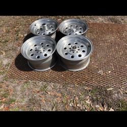 Size 15 4x114 Or 4x100