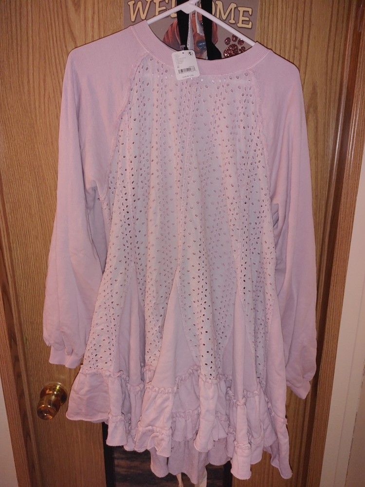 FREE PEOPLE 
Eva Sweatshirt Tunic Dress Eyelet Lace Ruffle Mauve Chalk Pink