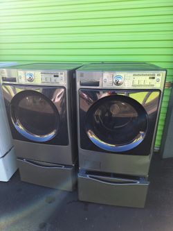 Kenmore washer  and dryer set