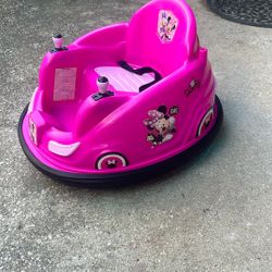 Disney'S Minnie Mouse Bumper Car, Battery Powered Ride  Includes Charger