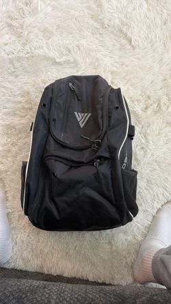 darekuku baseball bag