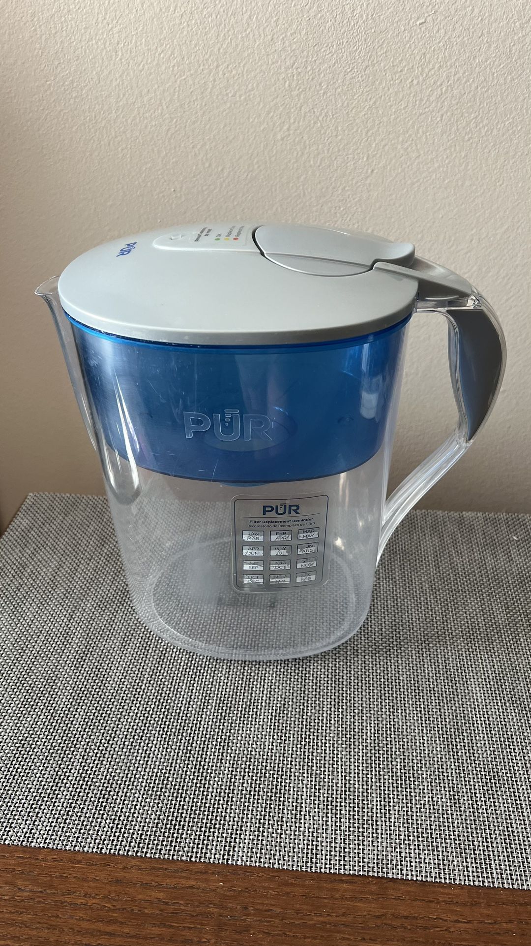 PUR Classic 11-Cup/2.6 Liter Water Pitcher  