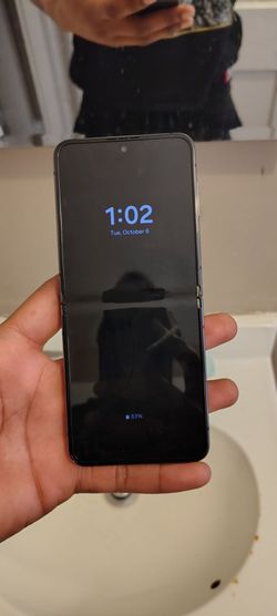 Unlocked Galaxy Z Flip 5 5G 256Gb