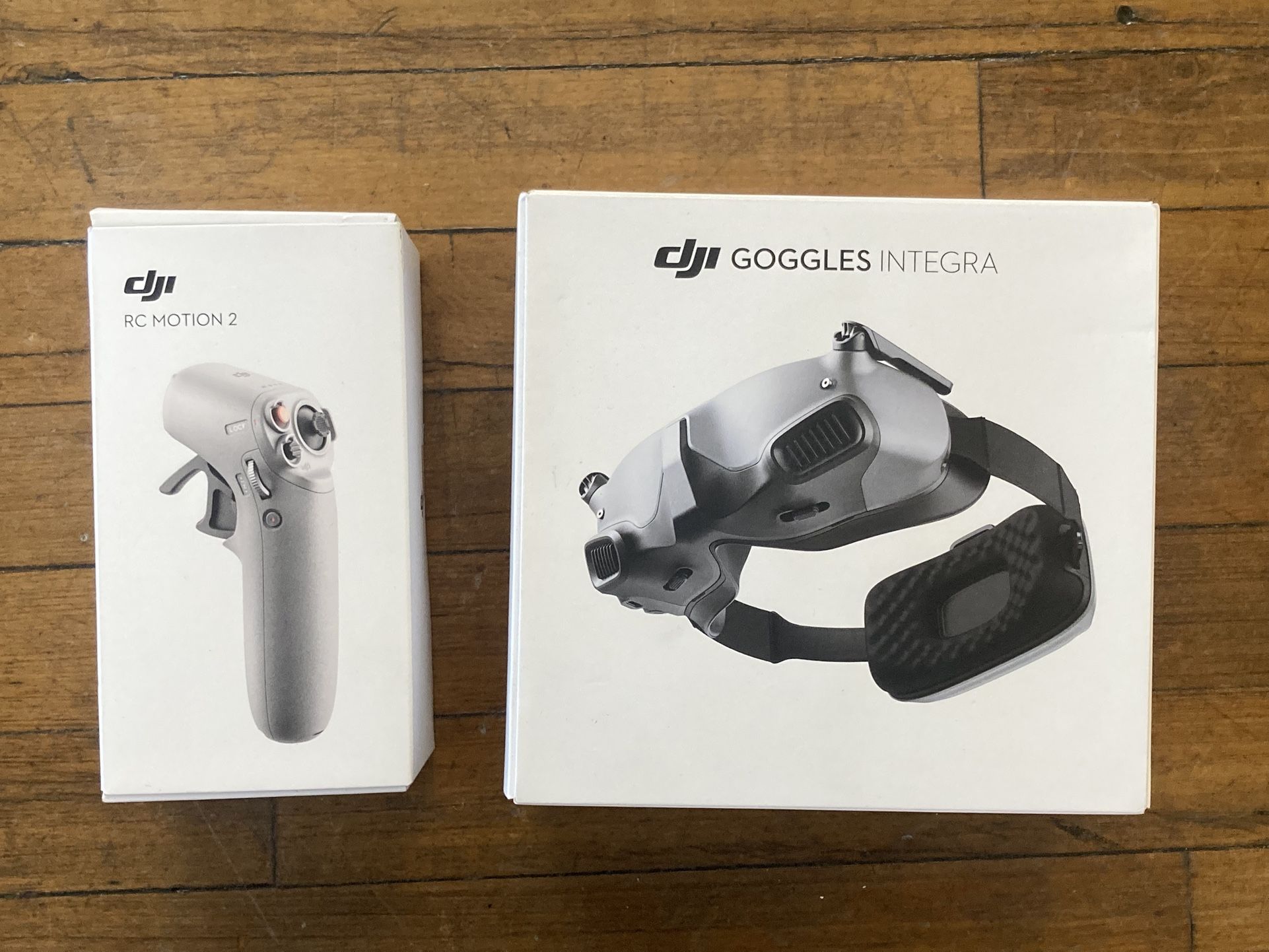 DJI Integra Goggles And Motion Controller 2