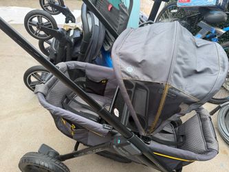 Evenflo Pivot Xplore Wagon Stroller