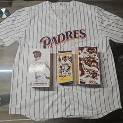 Padres Giveaways 