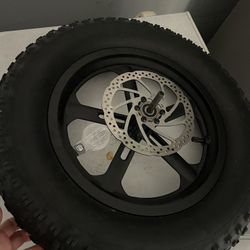18.5 Brand New Tire For Sale/came with Ridstar E Bike 