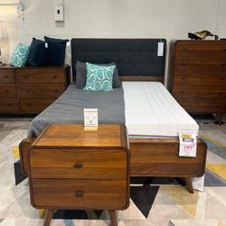 Brand New Dark Walnut Bedroom Set Queen or King Bed Dresser Nightstand Mirror Chest Options Robyn 