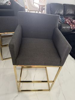 VESCASA LINEN 31”H 2 Stool 4 Pieces