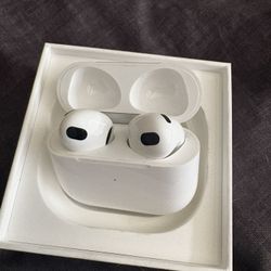 AirPods Gen 4