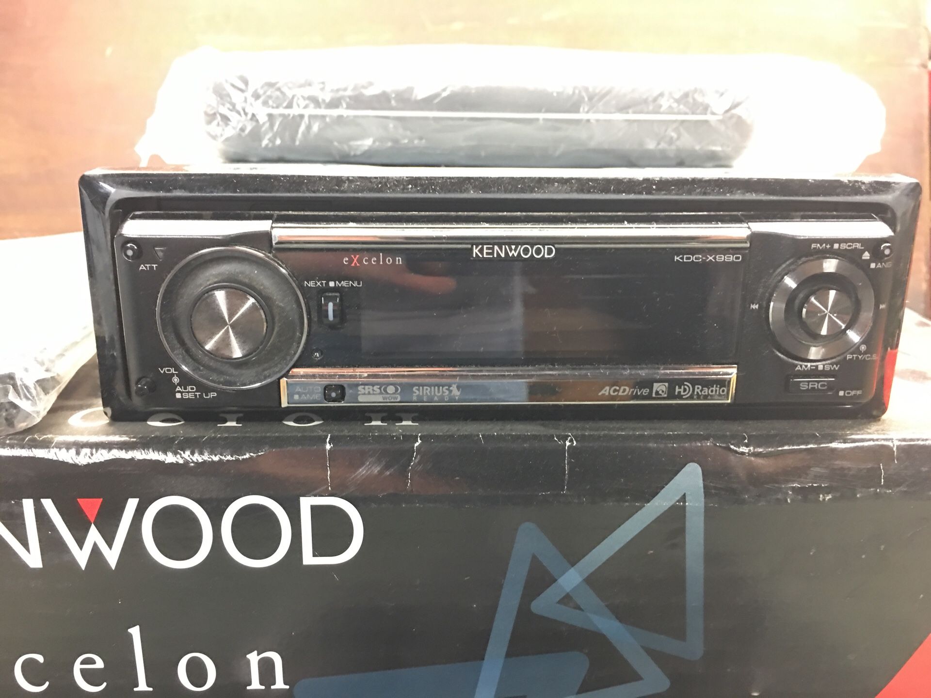 Kenwood Excelon Stereo Receiver KDC-x990