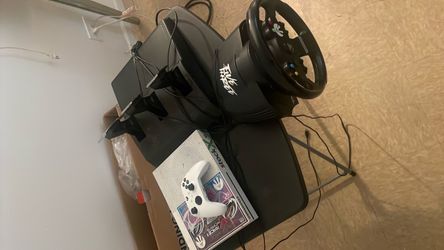 Thrustmaster Tmx pro paired with t3pa pedals used and Xbox one s 1tb