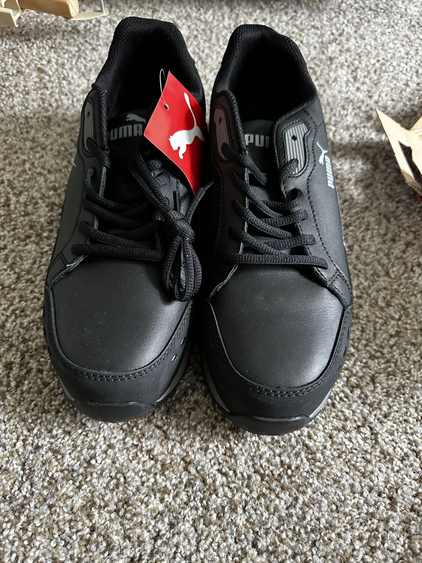 PUMA® Safety Airtwist Low - Composite Toe. Slip resistant. Men’s 9.5