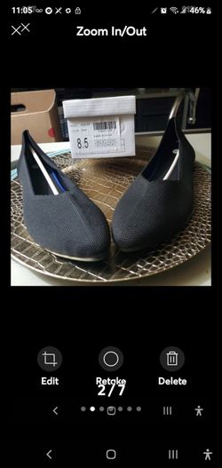 ☆WOMEN'S FLATS (NEW IN BOX)!!!☆
