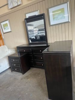 Set drawer 🦖