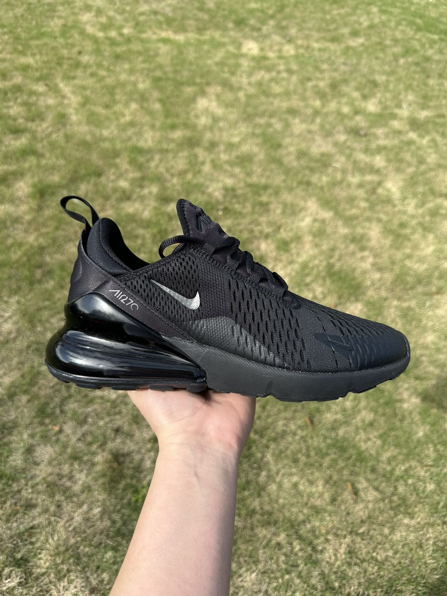 Nike Air Max 270 ‘Triple Black’ Running Shoes AH8050-005 Mens Size 9