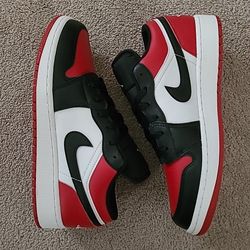 Air Jordan Retro 1 Low "Bred" Size 6 & 7 & 4.5 Youth