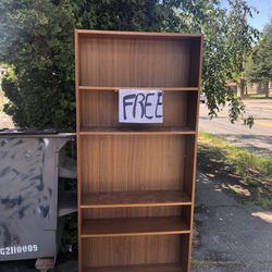 Free Bookshelf