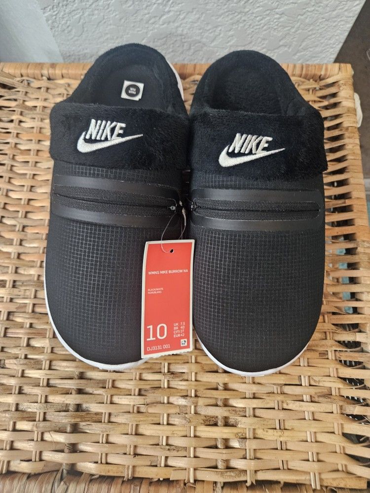 Nike Women's Burrow NA Slippers Slip On Fleece Bl/ Wh Size 10 NEW DJ3131 001