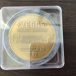 LAS VEGAS GOLDEN KNIGHTS INAUGURAL HOME GAME 10/10/2017 PUCK. ***RARE***