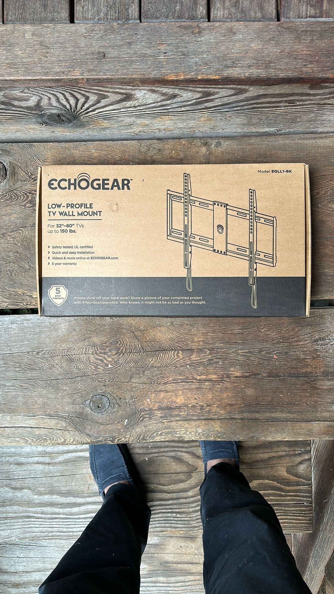 Echogear low profile tv wall mount NEW