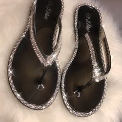 Women’s Slippers 
