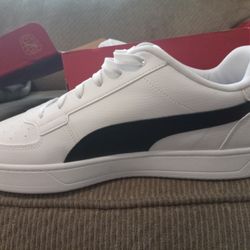 Men's Pumas Size 12