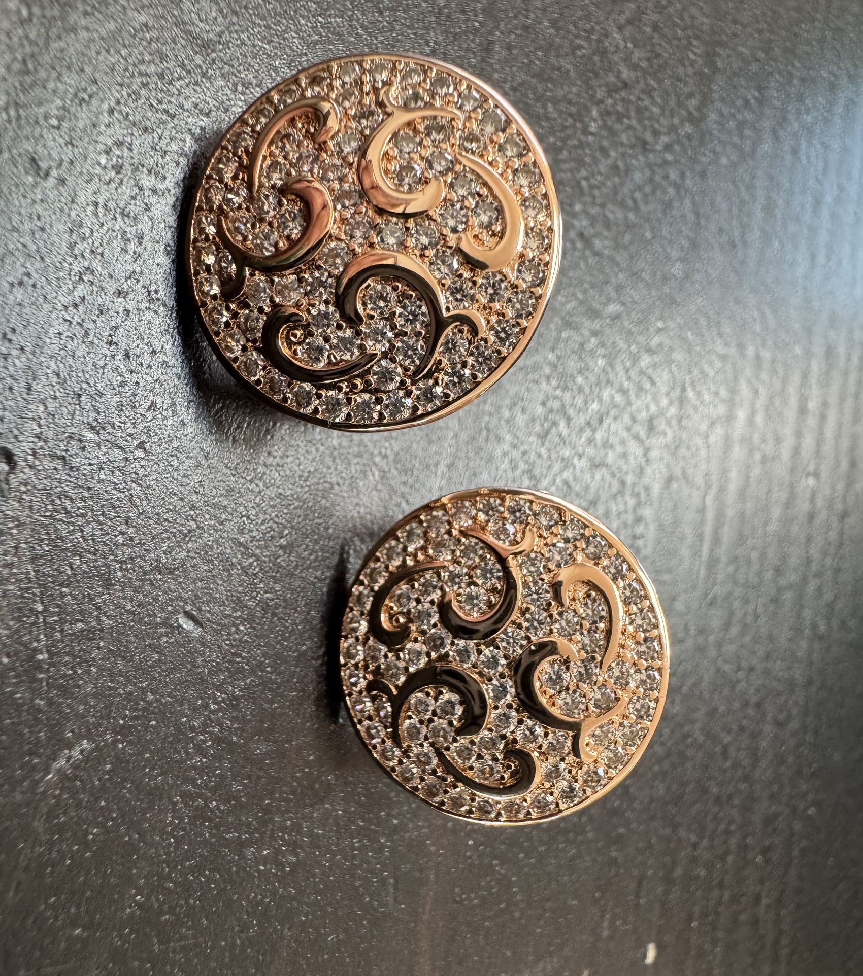 585 14K RG Stamped Gold Medallion Shield Zircon Stud Earrings