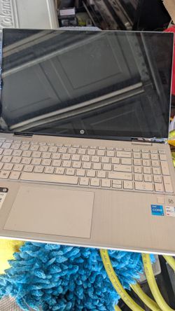HP laptop broken hinge