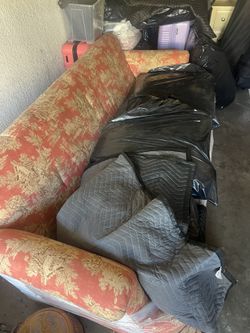 FREE Couch