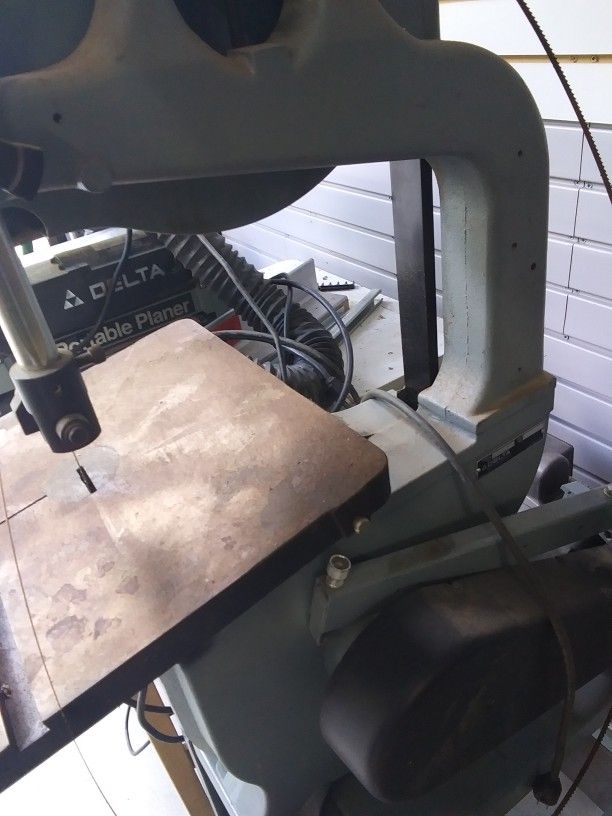 Delta Bandsaw