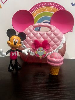 DISNEY MINNIE FIGURE  WITH ICE CREAM AND PURSE 8x8 INCH