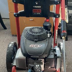 Husky Pressure Washer - 2600 PSI 