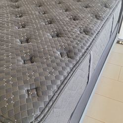 Black Mattress at 50% Off!
