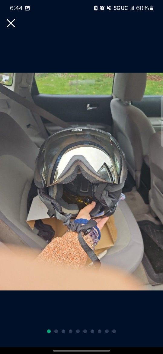 Adjustable Snowboarding/skiing Helmet XL