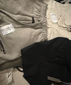 Essentials shorts 3 colors all size small