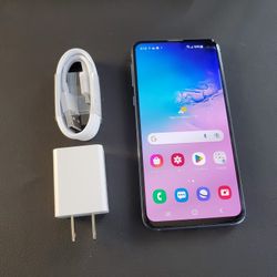 Samsung Galaxy S10e - UNLOCKED - Like New