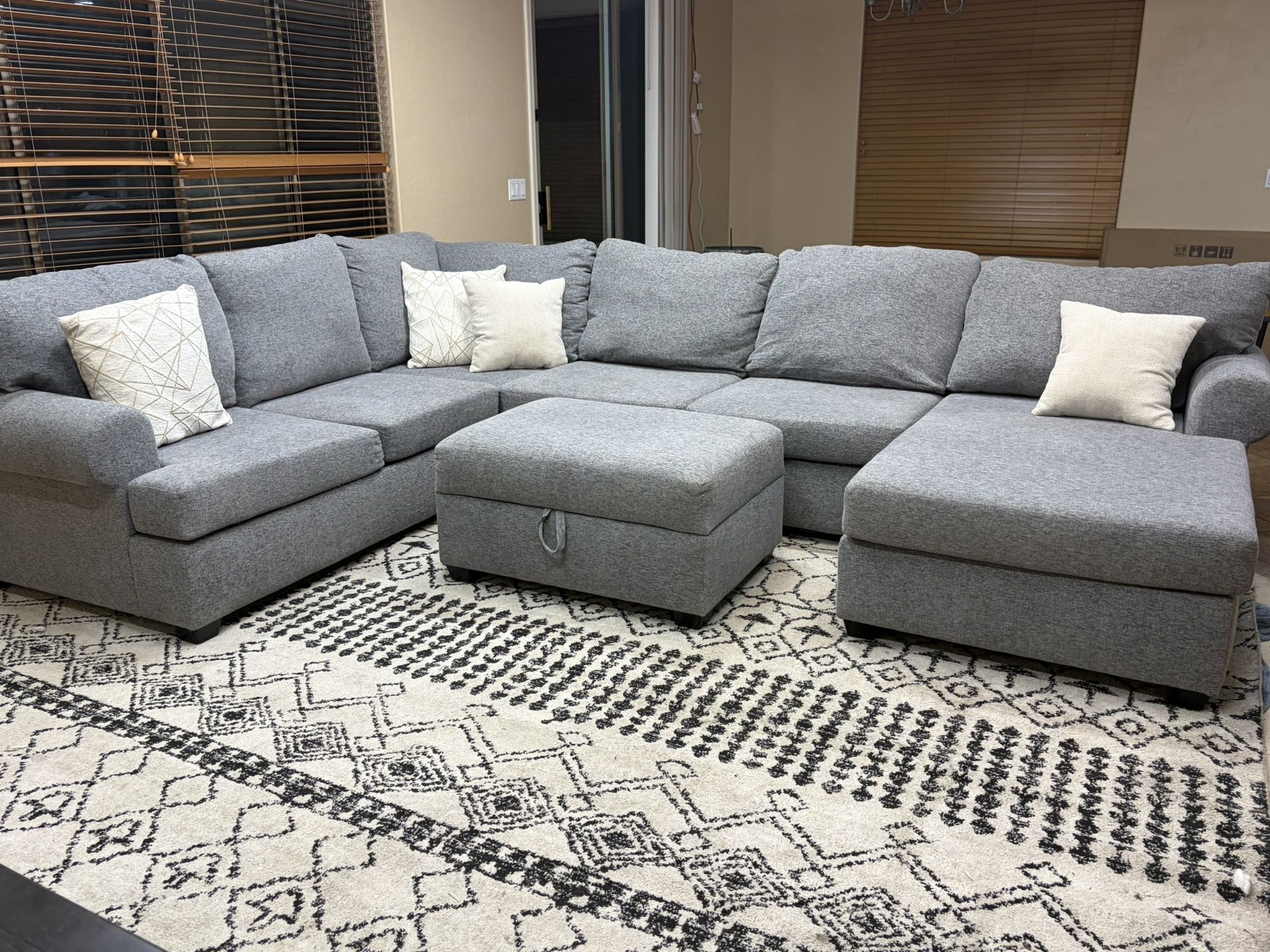 Living Spaces Reversible Chaise Sectional W Ottoman