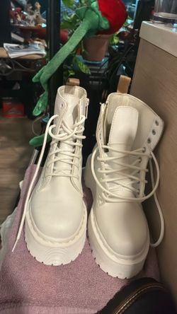 Doc martens women’s Jason vegan boots