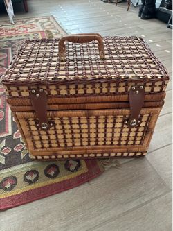 Old School Picnic Basket